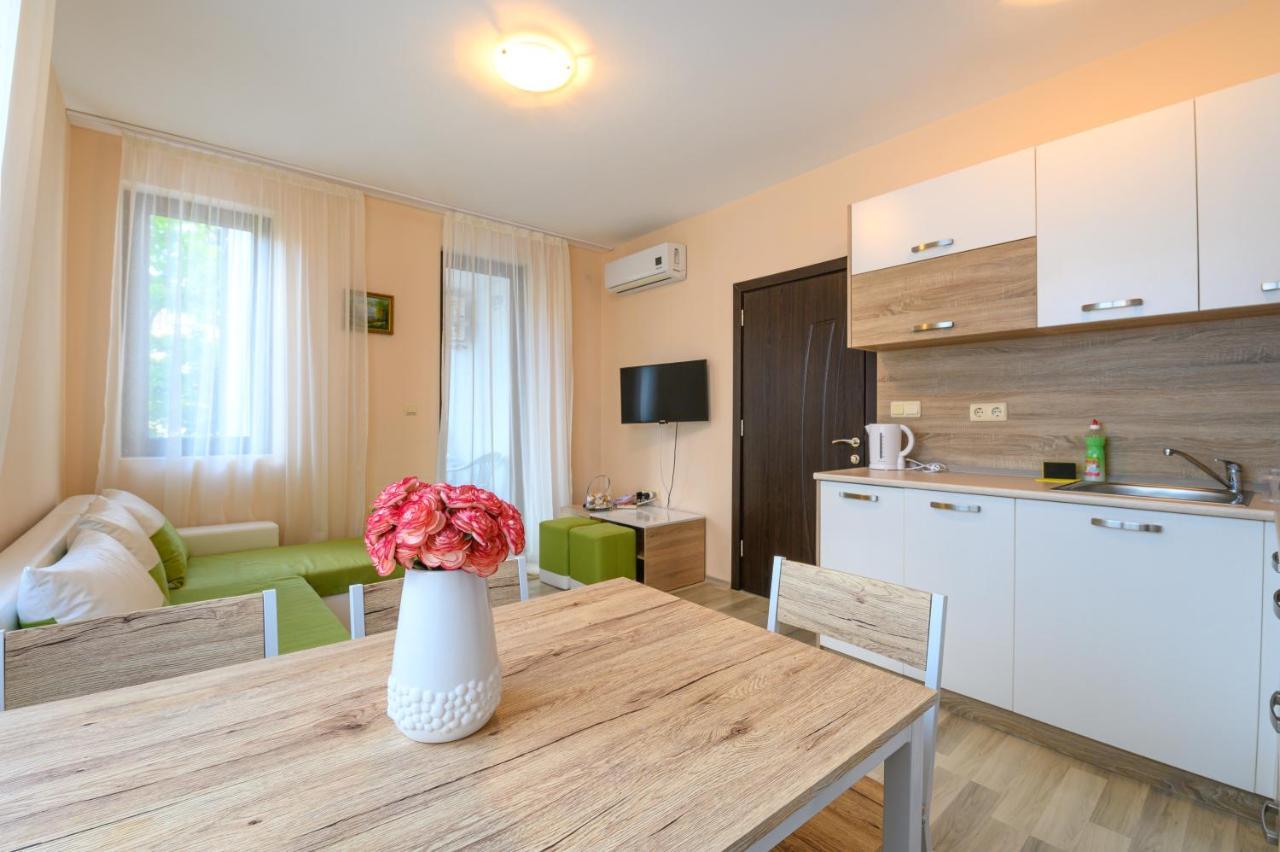 Apollon Apartments Nesebar Esterno foto
